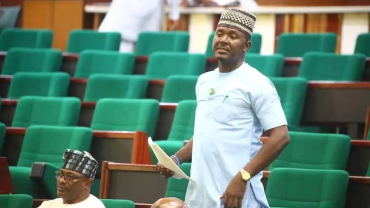 Rep identifies businesses that won’t pay workers N70,000