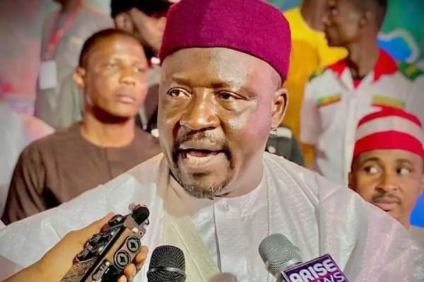 NNPP senator defects to APC